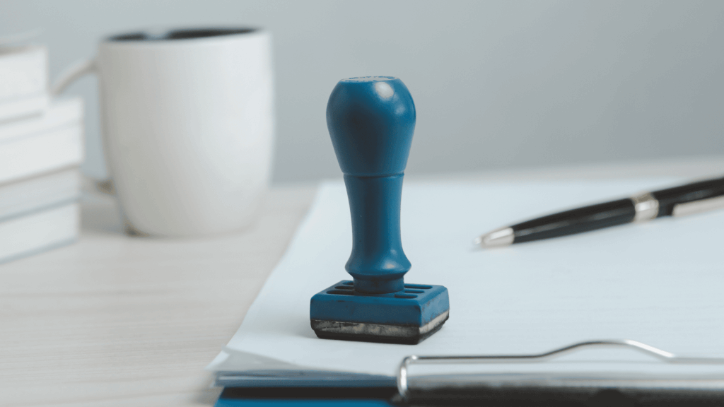 Tampon de certification pour valider les compétences numériques.